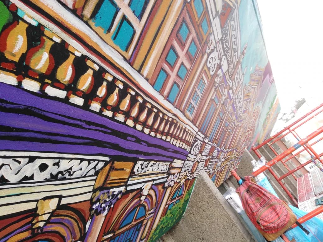Detalle de mural de Laura Chevez